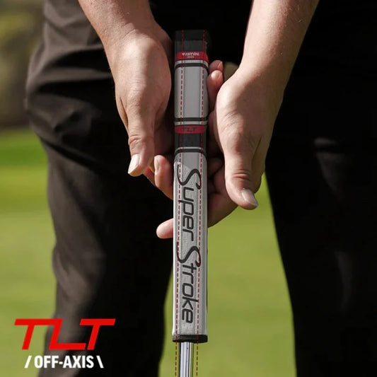 Svart golfklubba med SuperStroke Zenergy TLT off-axis handtag, avbildad på vit bakgrund.